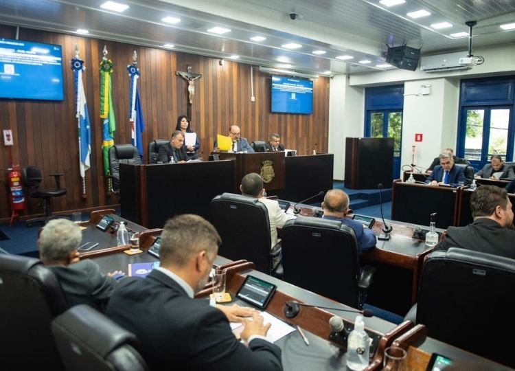 Câmara Municipal aprova projetos sobre estado de calamidade financeira de Cabo Frio