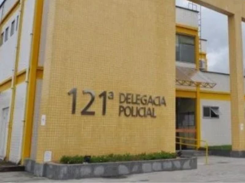 Polícia Civil de Casimiro de Abreu prende homem suspeito de extorsão